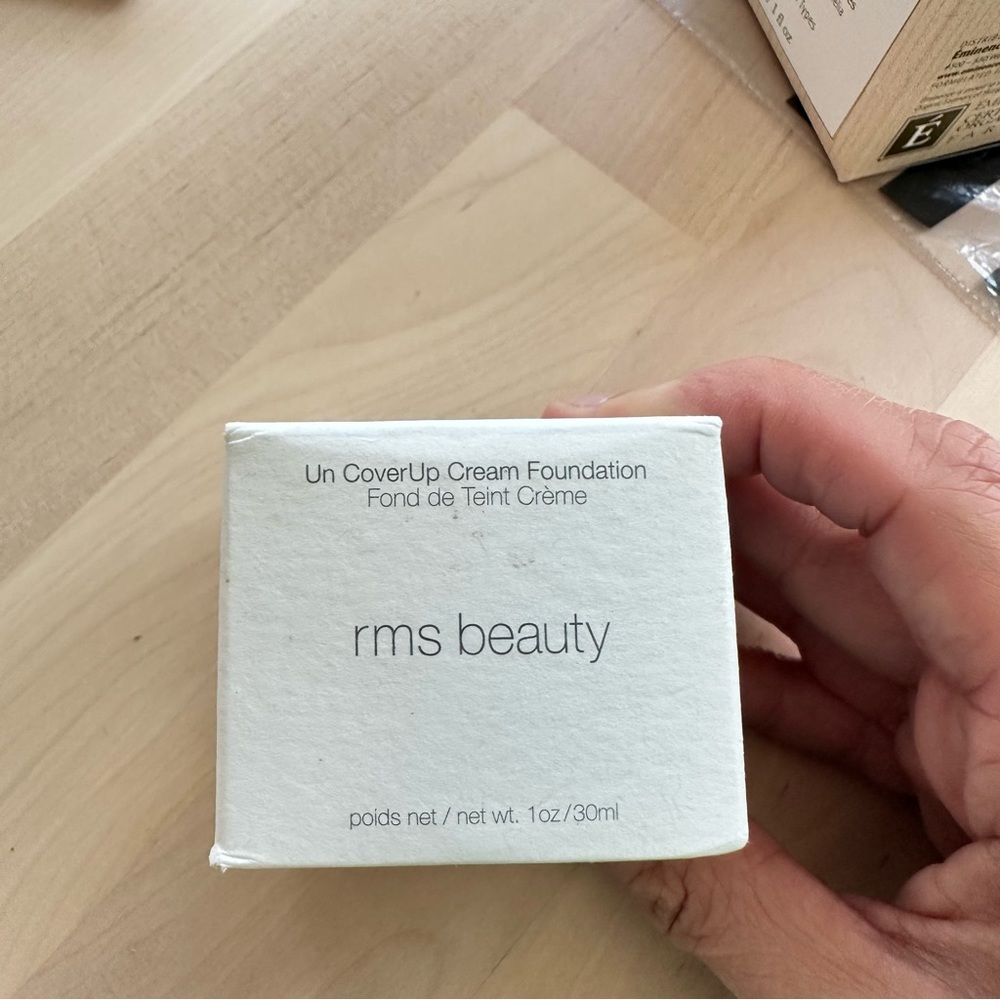 RMS uncover foundation 33.5